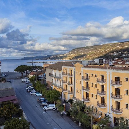 Hotel Cala Del Porto Vibo Valentia Marina Exteriör bild
