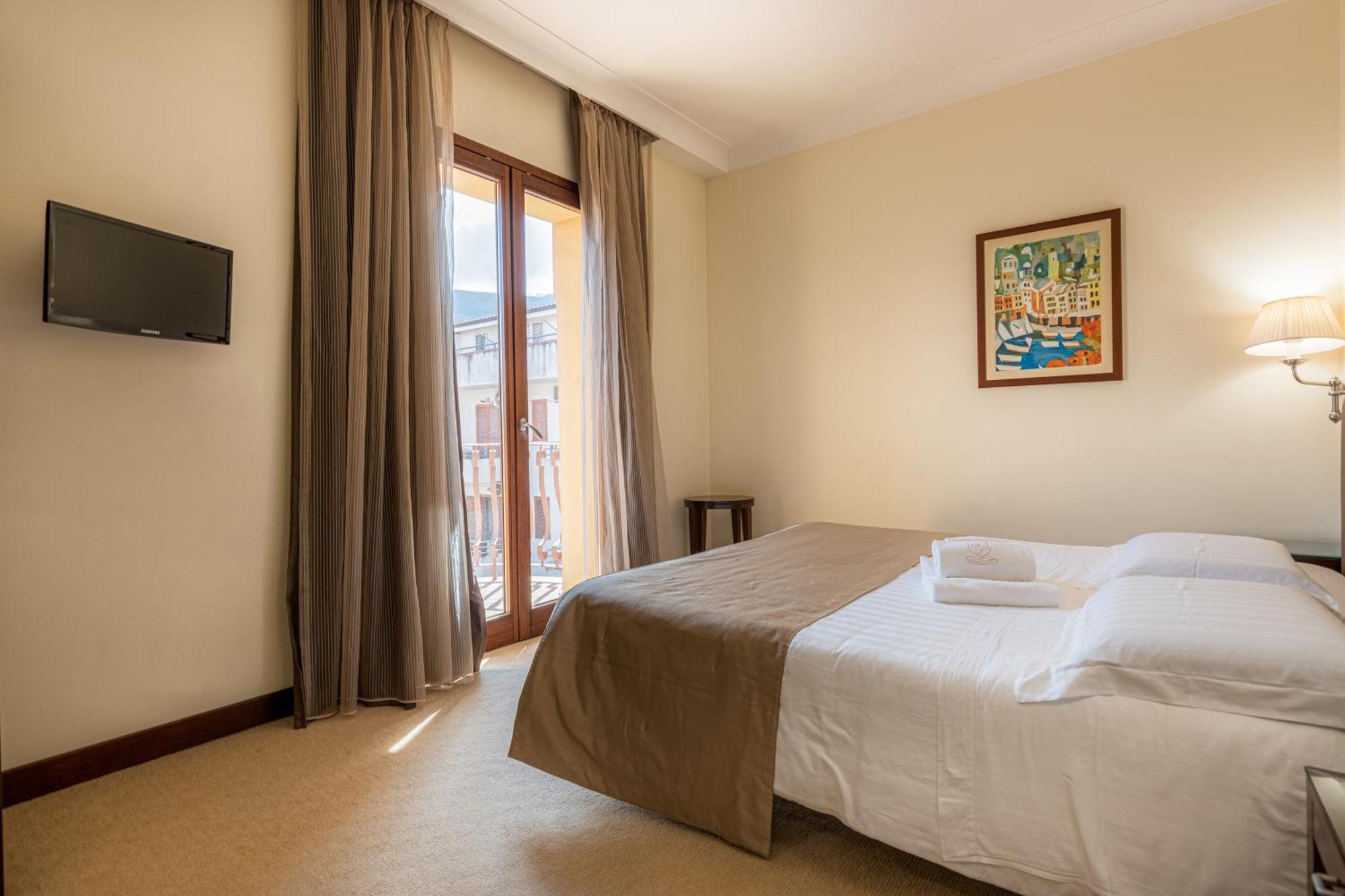 Hotel Cala Del Porto Vibo Valentia Marina Exteriör bild